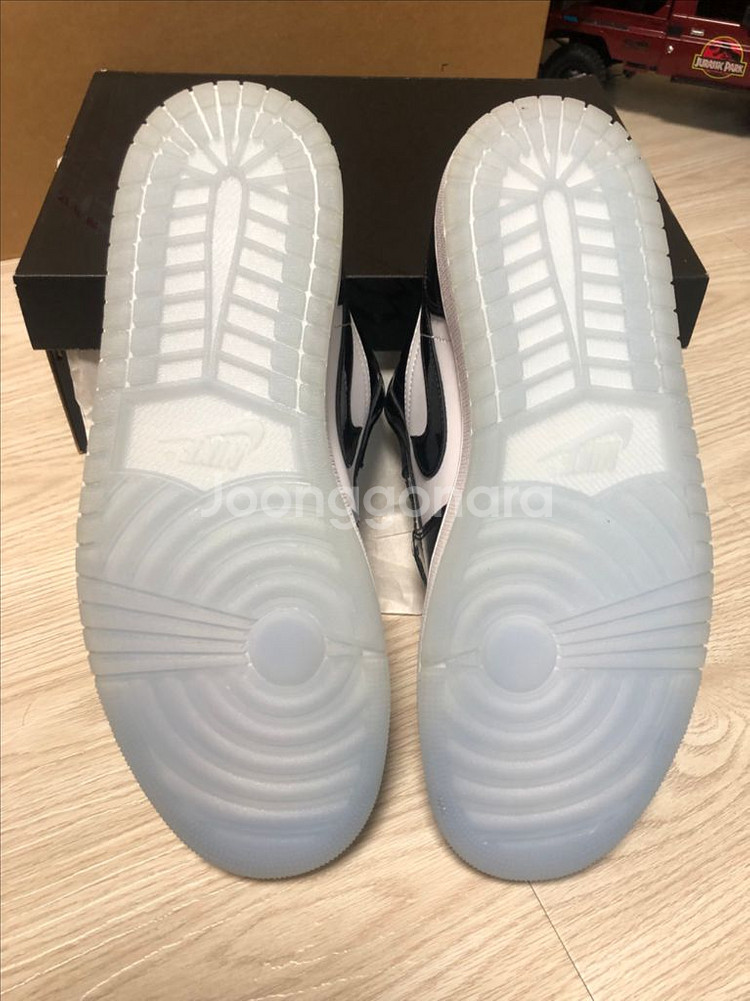 에어조던1로우 콩코드 나코탭새제품290--2