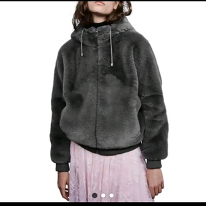 새컨디션 1회착용 maje 마쥬 에코퍼 후드점퍼