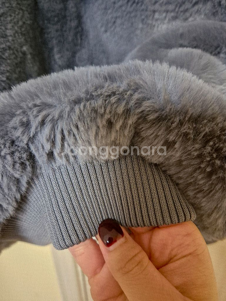 새컨디션 1회착용 maje 마쥬 에코퍼 후드점퍼--6