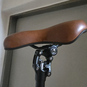 정품 썬투어 싯포스트 안장포함 미사용 팝니다