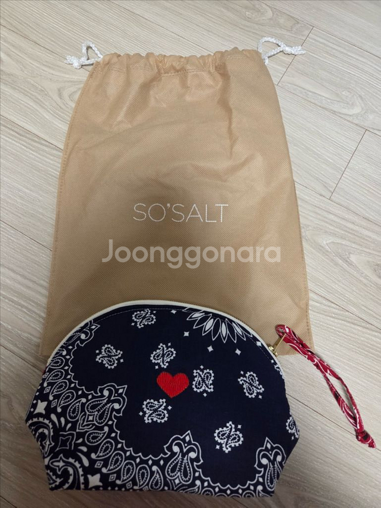 11am 헬로여진 콜잇바이유어네임 파우치--2