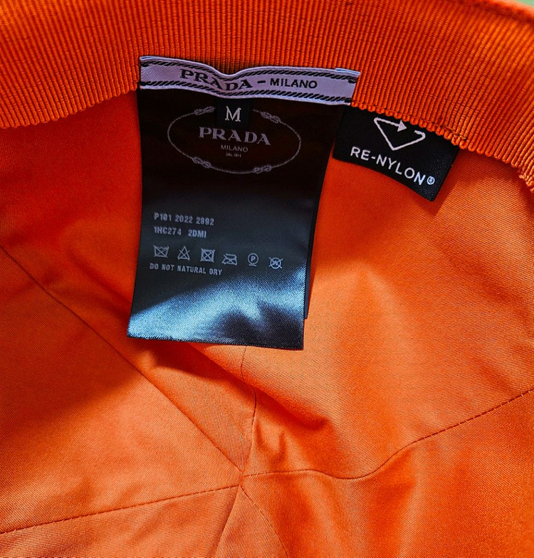 정품 프라다 삼각로고 볼캡 파격가 (1회착용)--6