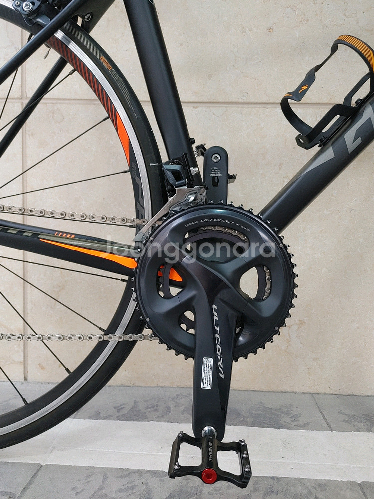 상태S급 19년 자이언트 tcr 어드밴스1 kom 풀 울테그라 카본 로드자전거 m사이즈 팔아요.--3