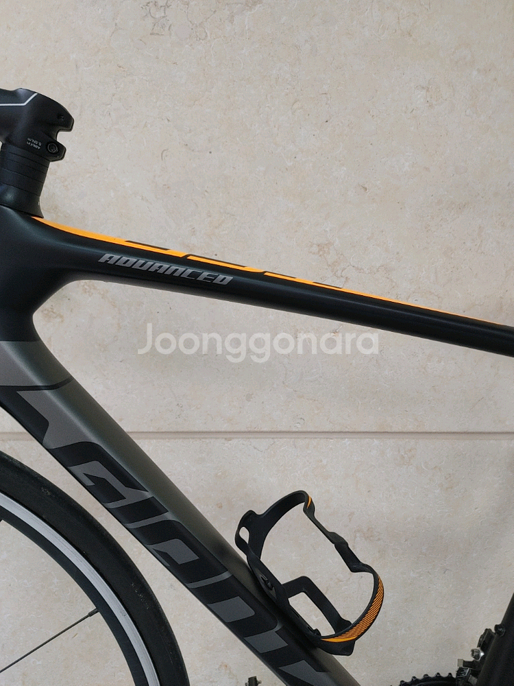 상태S급 19년 자이언트 tcr 어드밴스1 kom 풀 울테그라 카본 로드자전거 m사이즈 팔아요.--8