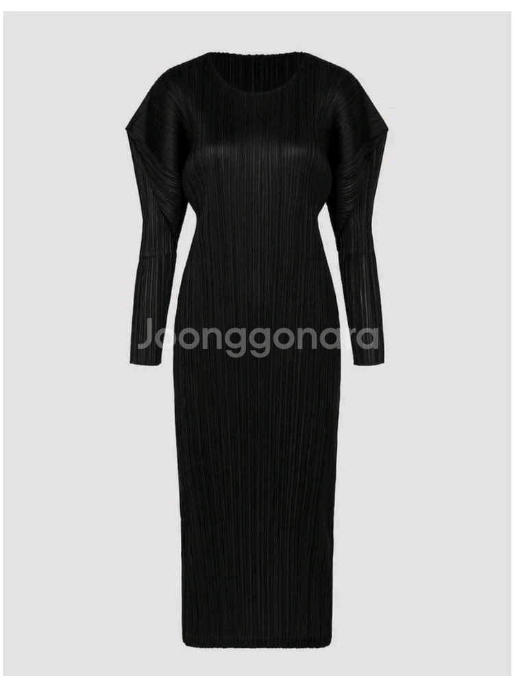 이세이미야케 플리츠플리즈 원피스 2월 먼슬리 원피스 블랙 3사이즈--0