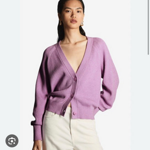 코스 리브드 니트 가디건