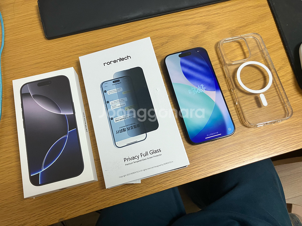 아이폰 16프로 블랙 티타늄 256gb 판매합니다 ~--0