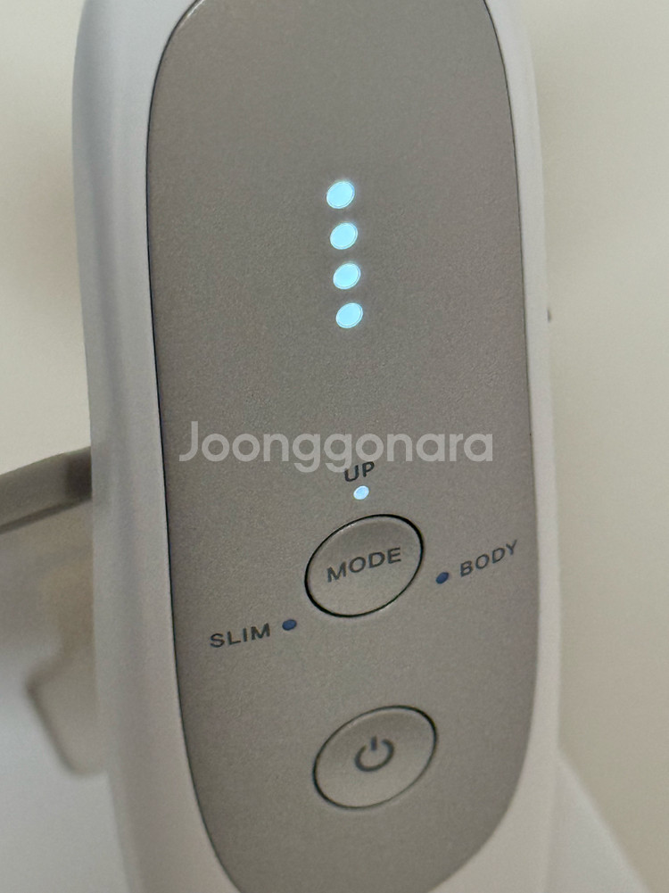 (택포)메디큐브 에이지알 더마 ems샷--2