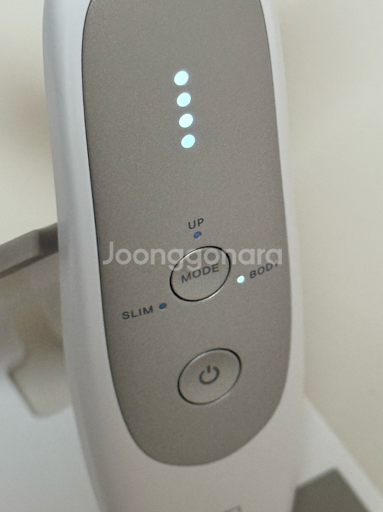 (택포)메디큐브 에이지알 더마 ems샷--3