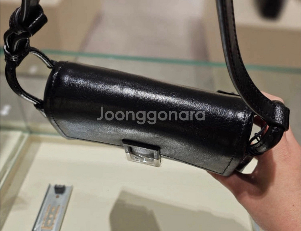 쿠론 가방 팝니다--7