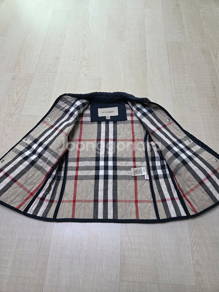 6Y 버버리키즈 여아 퀼팅 자켓--2