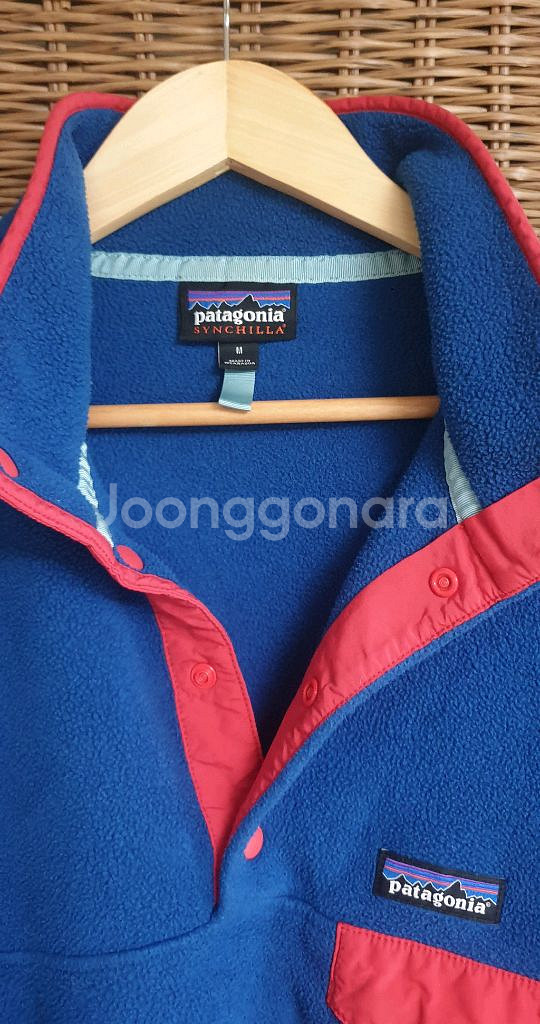 파타고니아 신칠라 스냅티 풀오버 블루 레드트림 M사이즈--4