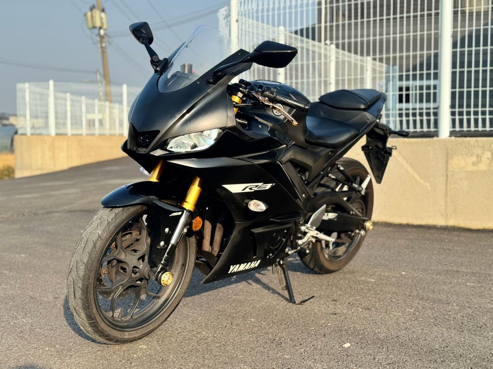 r3 19년식 4만키로 머플러튜닝 깔끔차량 판매합니다 이미지