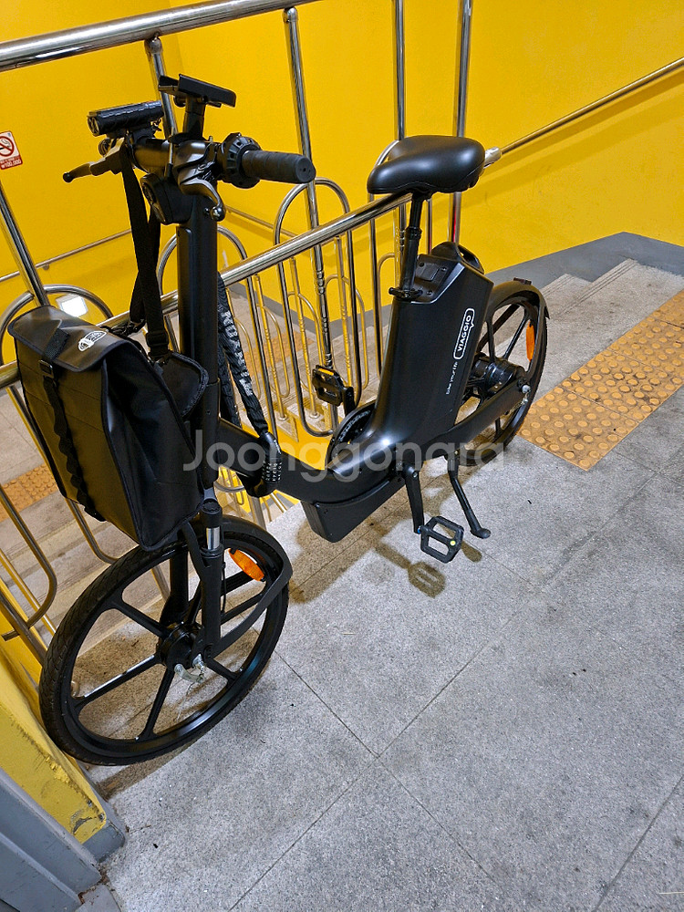 비아지오 HX5 PRO 전기자전거 거의신품급 신풍급 판매--3