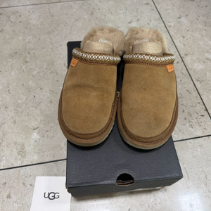 UGG 슬리퍼 240 타스만 7