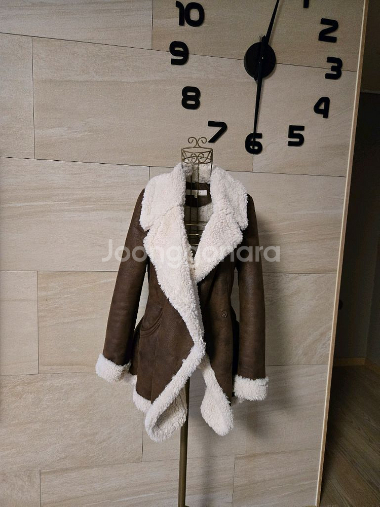 [66] 에고이스트 여성 무스탕 자켓--0