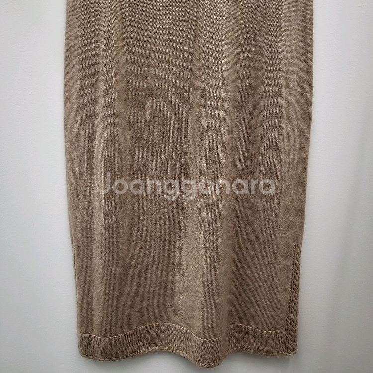 오즈세컨 캐시미어 민소매 원피스--7