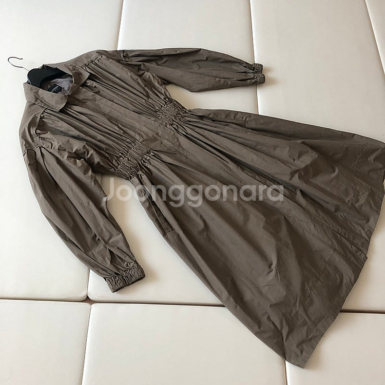 바스락 셔링 오드리 밴딩 퍼프 벌룬 햅번 원피스 트렌치자켓 야상점퍼 타임마인랑방오브제스타일 109000원--0