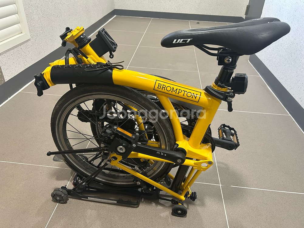 브롬톤 m6r 허브다이나모 범블비 팝니다--0