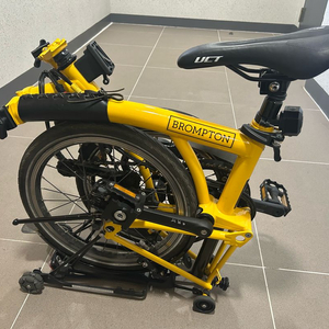 브롬톤 m6r 허브다이나모 범블비 팝니다