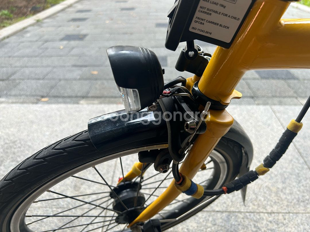 브롬톤 m6r 허브다이나모 범블비 팝니다--2