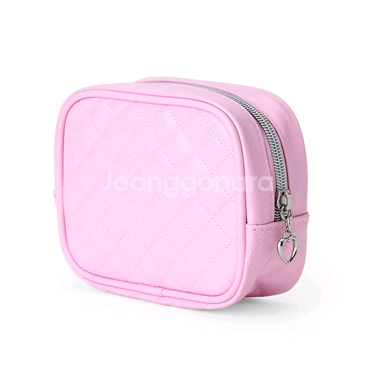 일본 정품 산리오 아이러브 헬로키티 파우치 핑크 새상품 판매합니다.--1