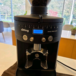 전자동 커피 그라인더 이미지