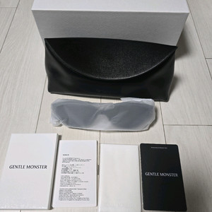 젠틀몬스터 선글라스 던스01 팝니다