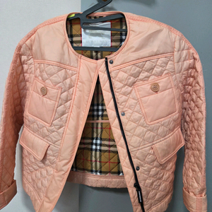 버버리 칠드런 여아 퀼팅 자켓10Y