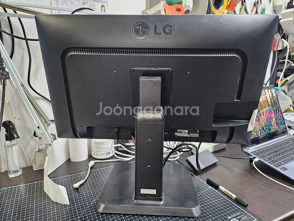 LG 27인치 60Hz FHD IPS 모니터 27MB35PH--1