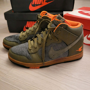 나이키 덩크 스우시 소셜클럽(270)