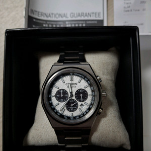 시티즌[CITIZEN] 젠신 Eco-Drive 티타늄 크로노그래프 판매합니다