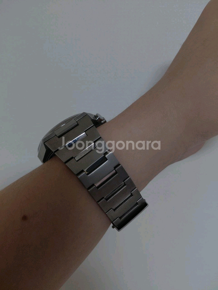 시티즌[CITIZEN] 젠신 Eco-Drive 티타늄 크로노그래프 판매합니다--3