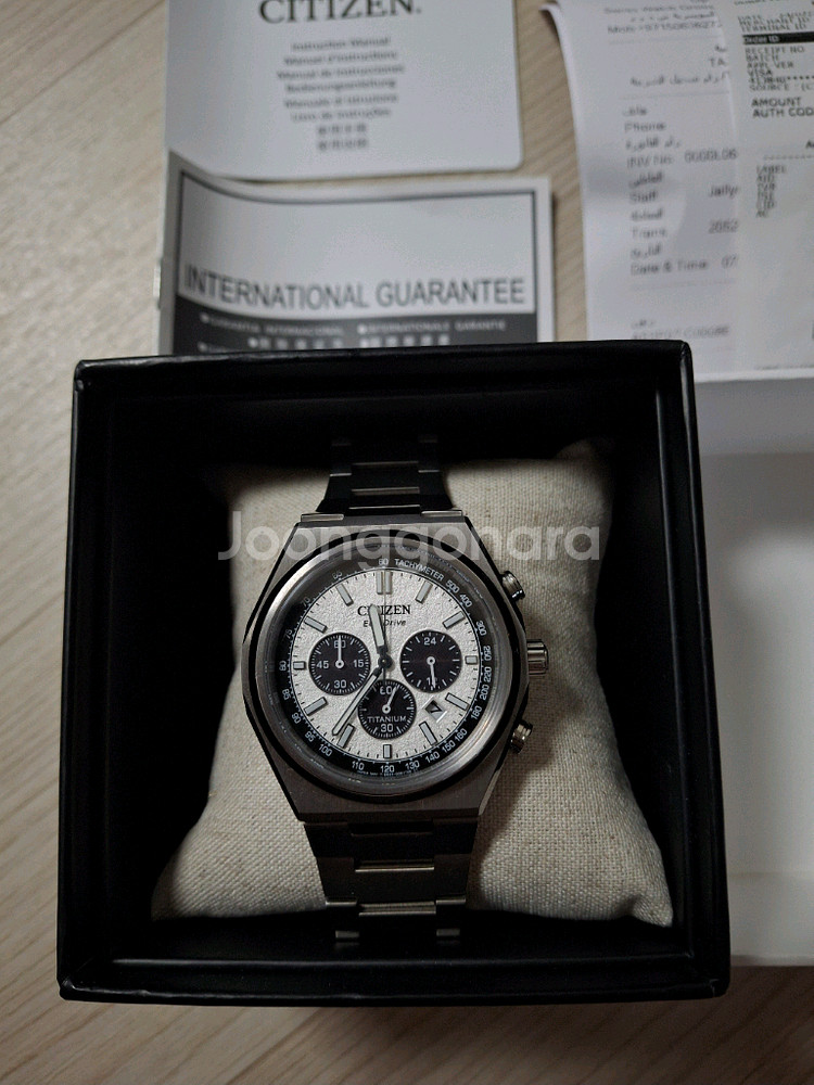 시티즌[CITIZEN] 젠신 Eco-Drive 티타늄 크로노그래프 판매합니다--5