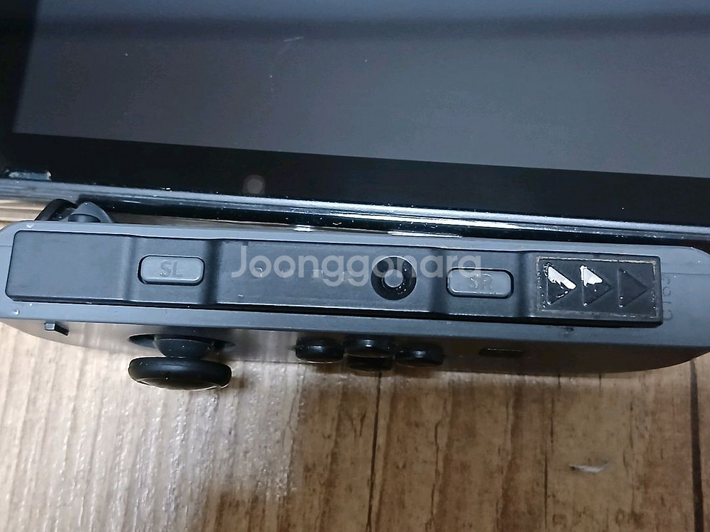 닌텐도 스위치 구형 (18년 이전 제조) 판매합니다--2