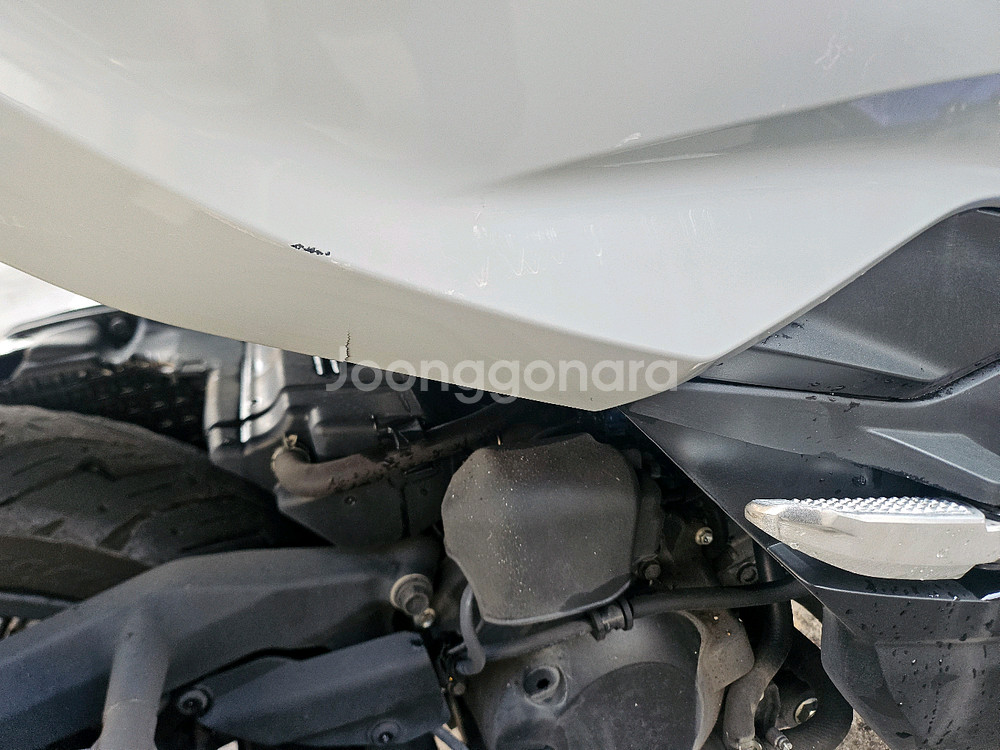 포르자350 24년식 그레이 색상 판매합니다--6