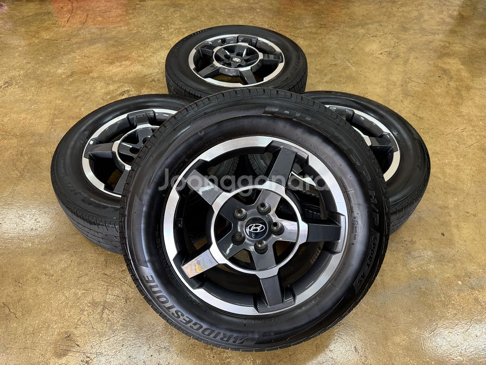 더뉴팰리세이드 18인치 순정휠타이어 팝니다--0