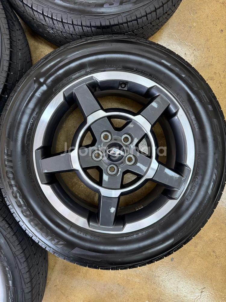 더뉴팰리세이드 18인치 순정휠타이어 팝니다--2