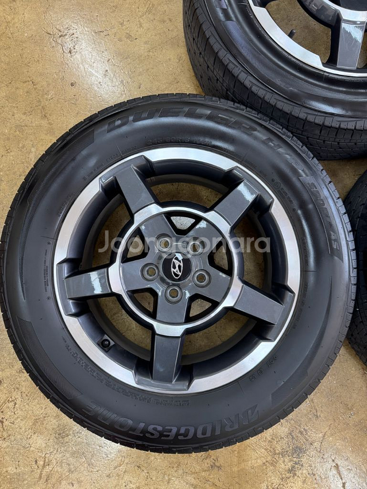 더뉴팰리세이드 18인치 순정휠타이어 팝니다--4