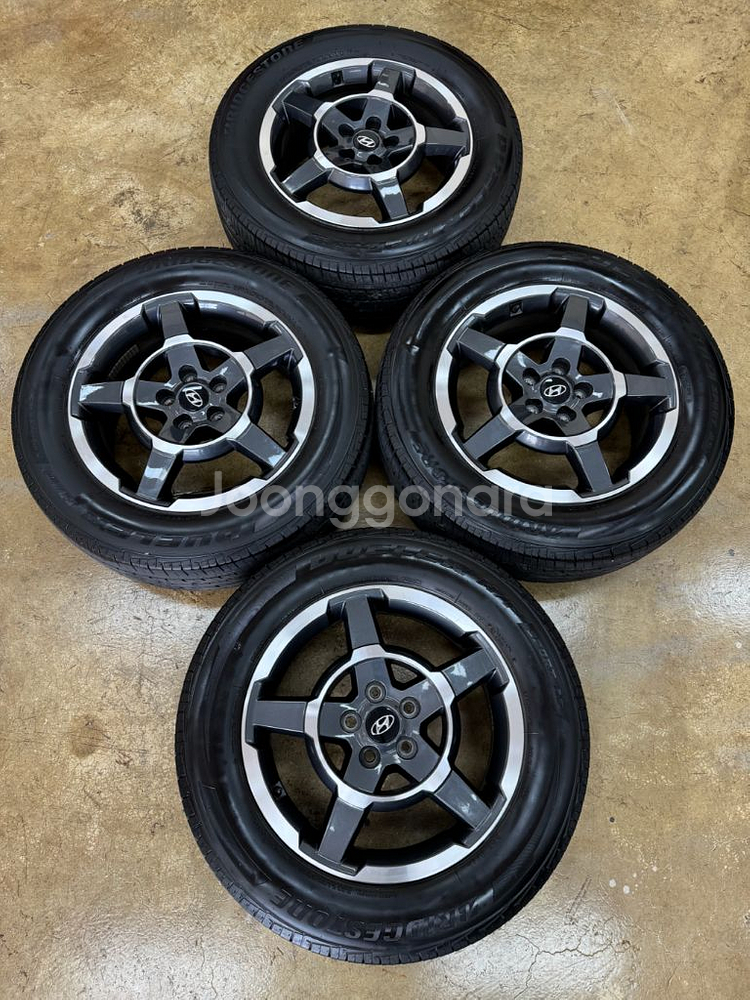 더뉴팰리세이드 18인치 순정휠타이어 팝니다--5