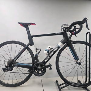 닐프라이드 나자레2 로드바이크