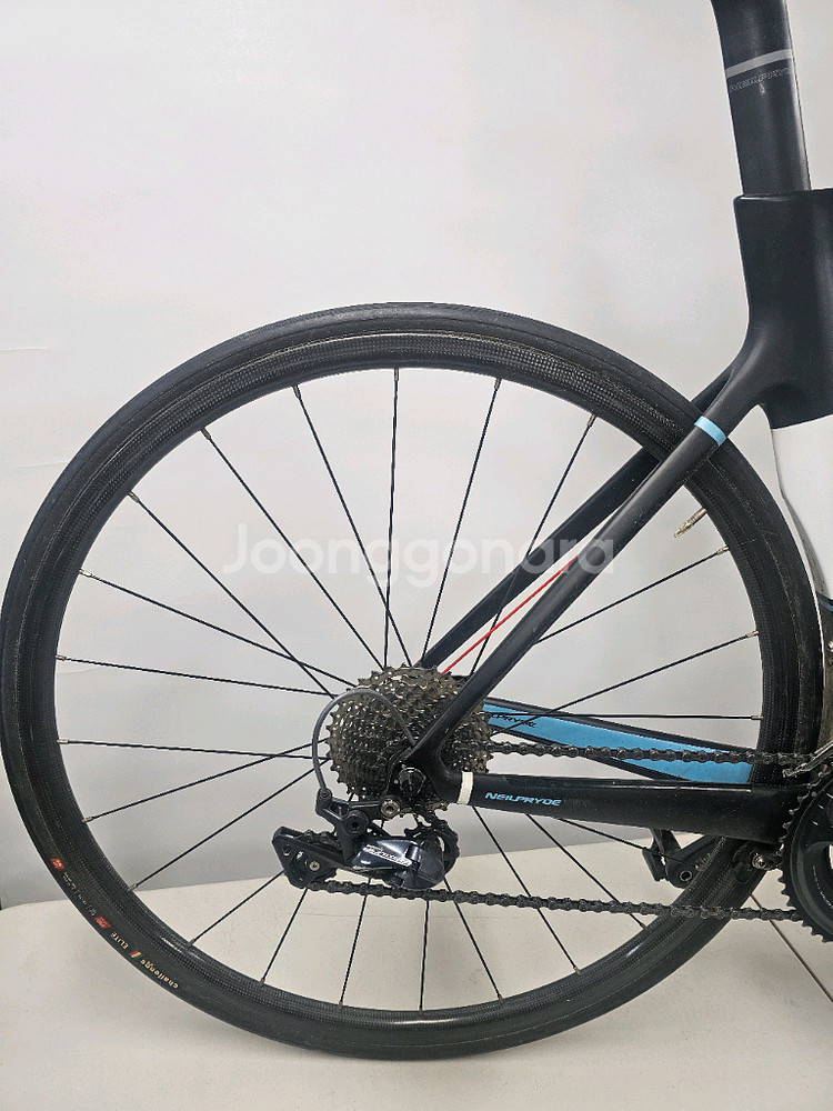 닐프라이드 나자레2 로드바이크--3