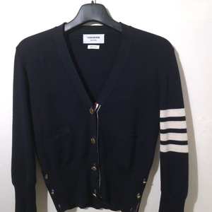 톰브라운 밀라노스티치 여성 금장 가디건 40Size