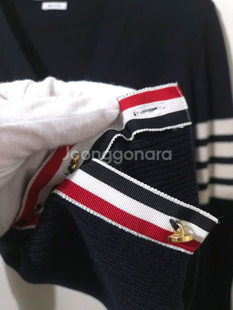 톰브라운 밀라노스티치 여성 금장 가디건 40Size--6