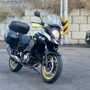 브이스트롬 650 xt 17년식 abs 4만키로 판매합니다