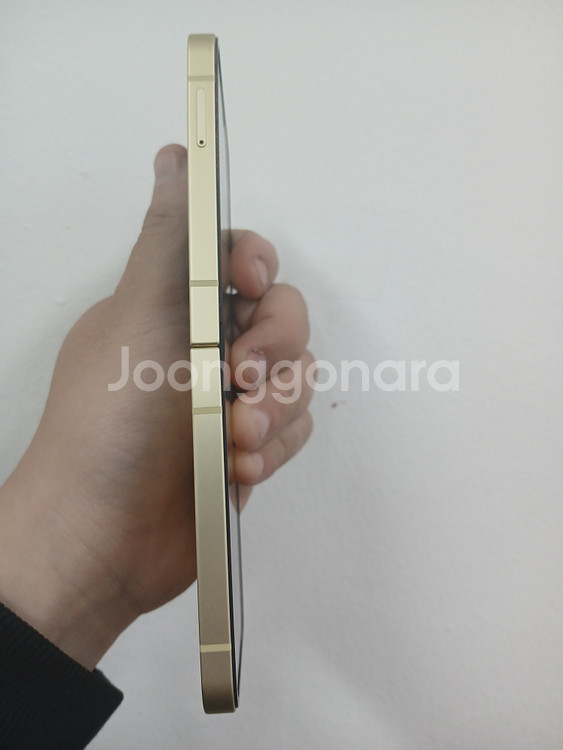 갤럭시Z플립6 256GB 팝니다!![37만]--3