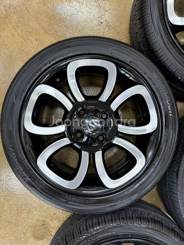 모닝,레이 장착 15인치 순정휠타이어 팝니다--3