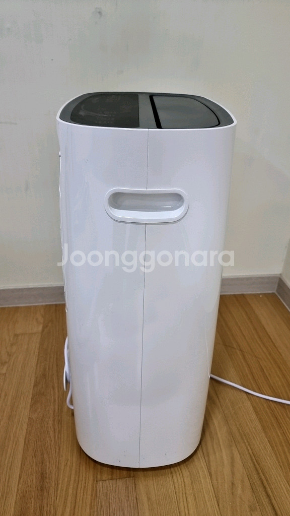 [최신상]위닉스,제습기 뽀송 대용량 17L 팝니다.(거의새제품)--2