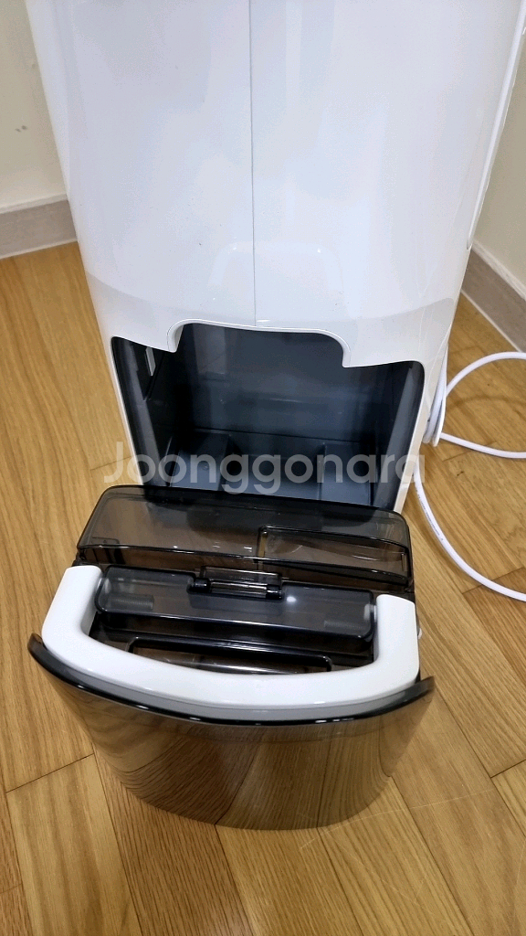 [최신상]위닉스,제습기 뽀송 대용량 17L 팝니다.(거의새제품)--5