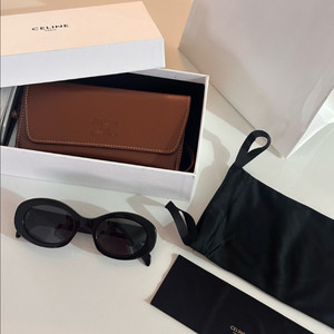 셀린느 트리옹프 01 선글라스 블랙 풀구성